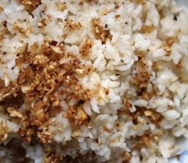 Garlic Rice (2 Scoops).